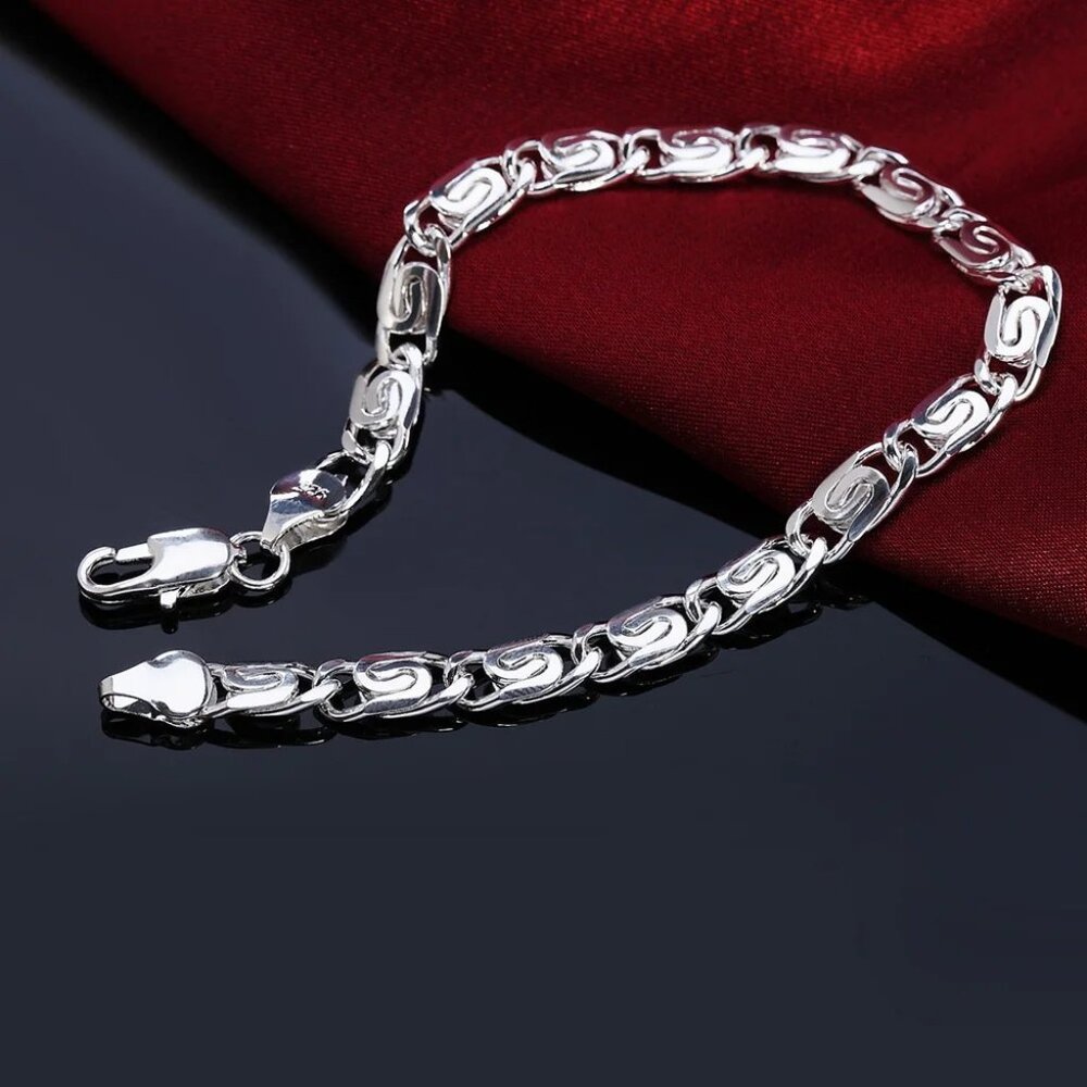 Stunning Flat Byzantine Bracelet 8.00" Long 6mm Wide Stamped 925 Sterling Silver - Picture 3 of 4